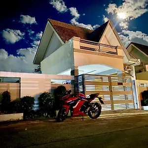 Villa Hillary Timog Park Homes